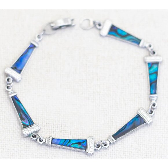 7 1/2 inch, Vintage Blue Triangles Silver Tone Bracelet - AB2 - Picture 2 of 3